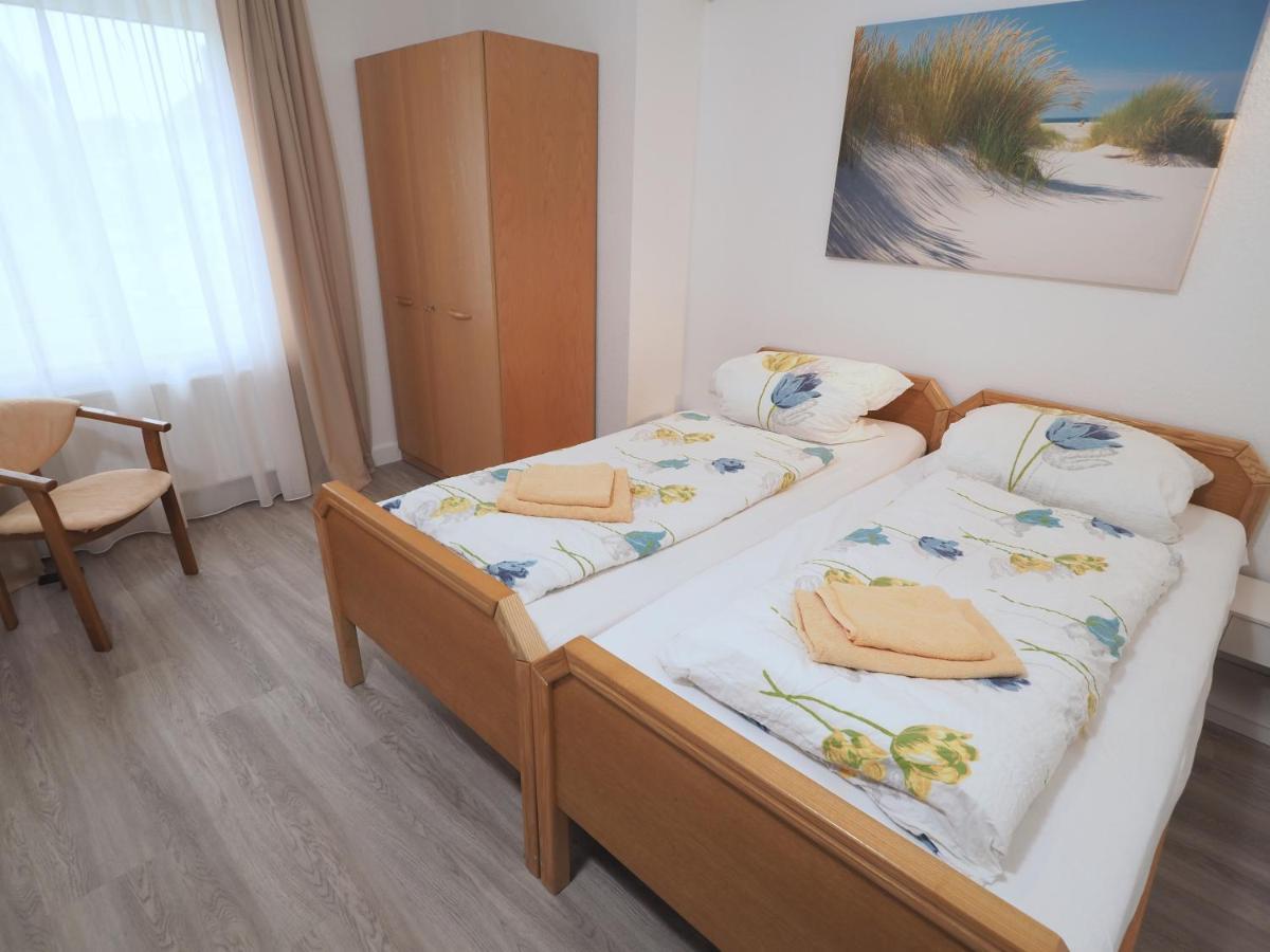 Apartmenthaus Jasmin ビューズム エクステリア 写真