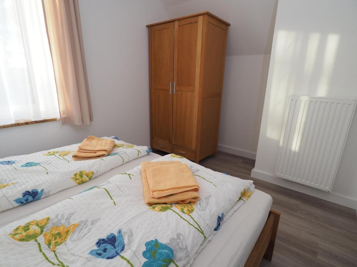 Apartmenthaus Jasmin ビューズム エクステリア 写真