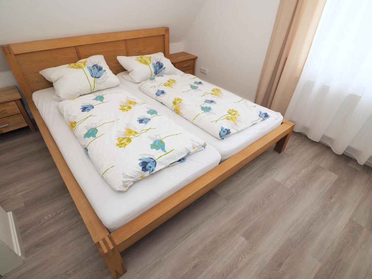 Apartmenthaus Jasmin ビューズム エクステリア 写真